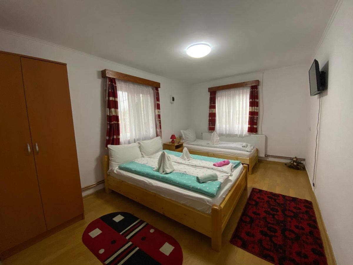 Hotel Dobra Haz Covasna Exteriér fotografie